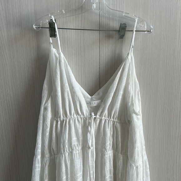 ASTR the label LIZBETH MAXI DRESS Size S ( fits oversized) like new condition - Picture 7 of 13